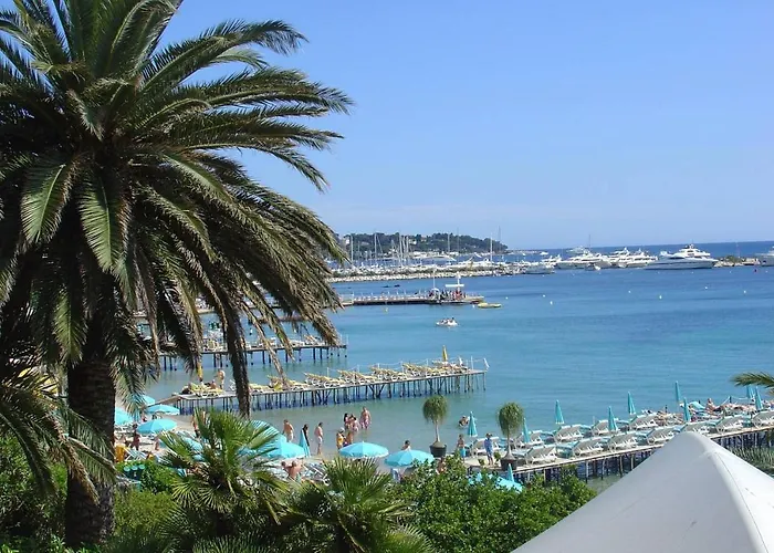 Les Rivages Du Soleil- Rivierabookin G-juan Les Pins *